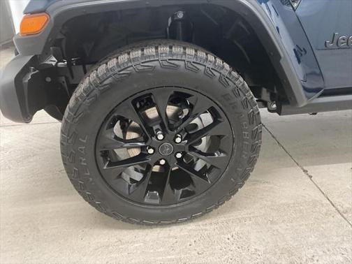 2025 Jeep Gladiator Nighthawk