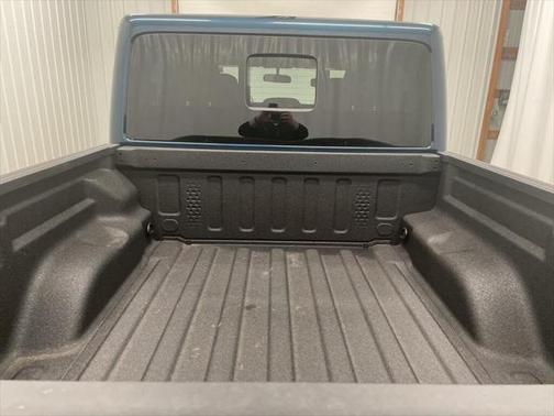 2025 Jeep Gladiator Nighthawk