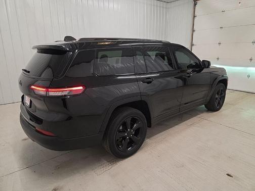 2021 Jeep Grand Cherokee L Altitude