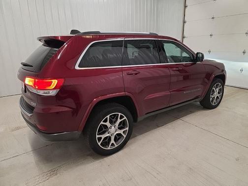2018 Jeep Grand Cherokee Sterling Edition