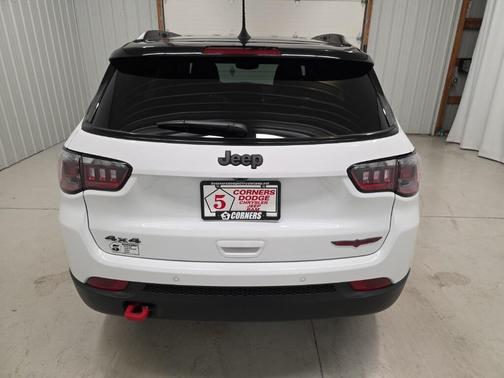 2026 Jeep Compass Trailhawk