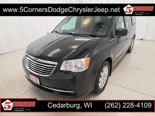 2014 Chrysler Town & Country Touring