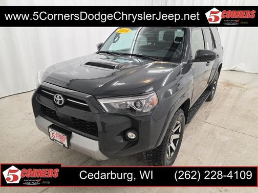2024 Toyota 4Runner TRD Off Road
