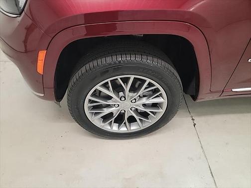 2025 Jeep Grand Cherokee L Summit