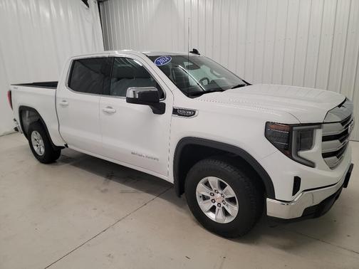 2024 GMC Sierra 1500 SLE