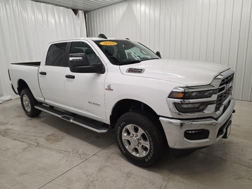 Bright White Clearcoat 2025 RAM 2500 Big Horn Crew Cab 4x4 6'4' Box