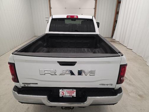 Bright White Clearcoat 2025 RAM 2500 Big Horn Crew Cab 4x4 6'4' Box