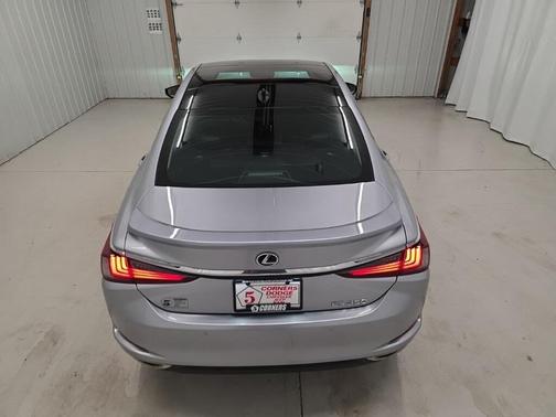 2023 Lexus ES 350 Luxury