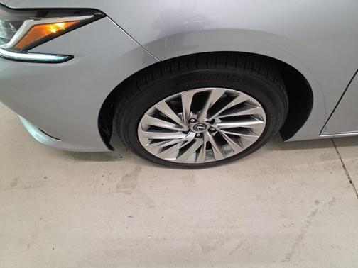 2023 Lexus ES 350 Luxury