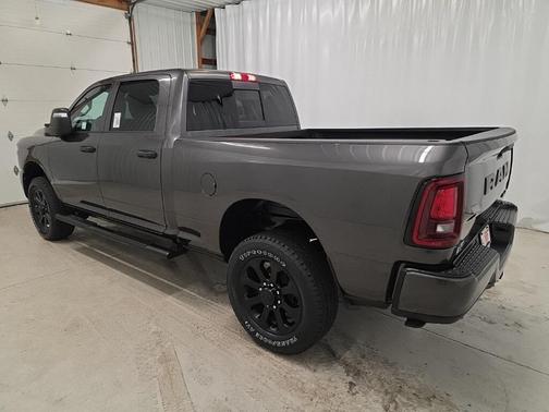 2026 RAM 2500 Black Express Crew Cab 4x4 6'4' Box