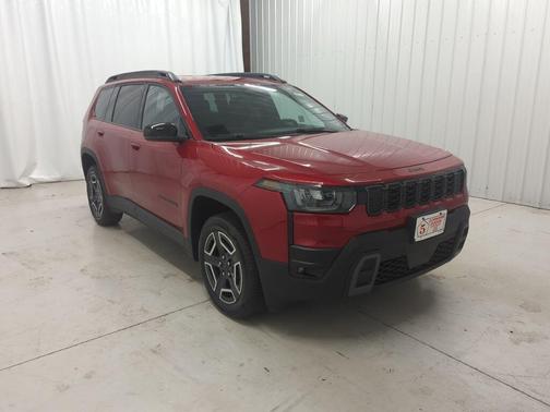 Red Hot Pearlcoat 2026 Jeep Cherokee Limited