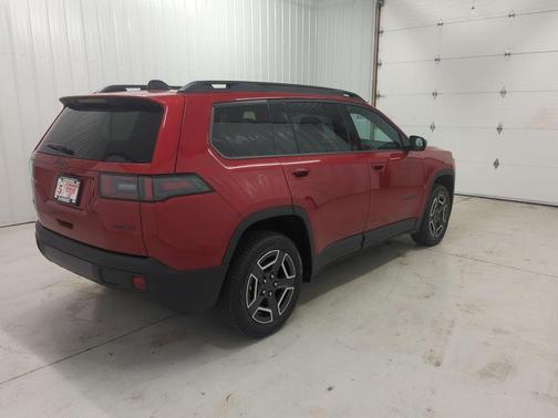 Red Hot Pearlcoat 2026 Jeep Cherokee Limited