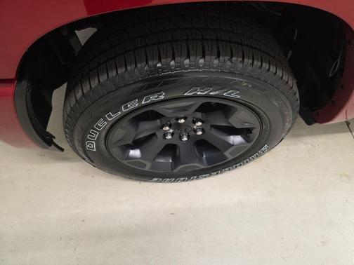 Molten Red Pearlcoat 2026 RAM 1500 Big Horn/Lone Star