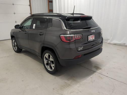 Granite Crystal Metallic Clearcoat 2020 Jeep Compass Limited