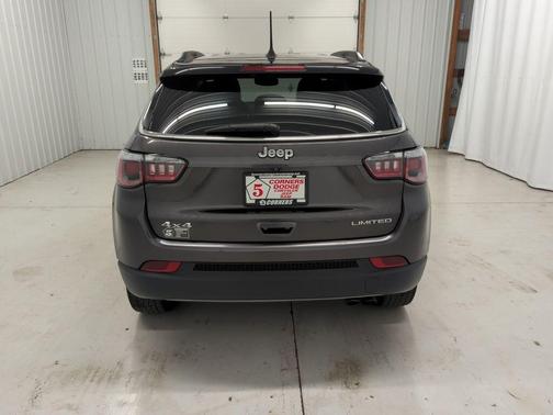 Granite Crystal Metallic Clearcoat 2020 Jeep Compass Limited