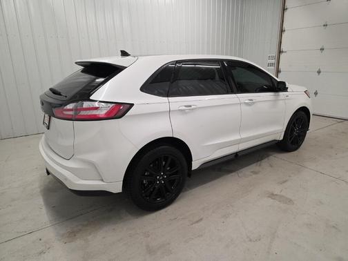 2024 Ford Edge ST Line