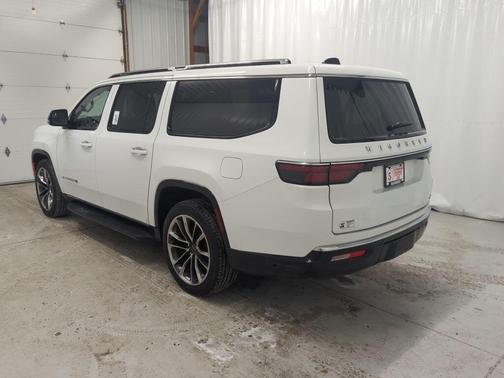 2024 Jeep Wagoneer L Series II 4x4