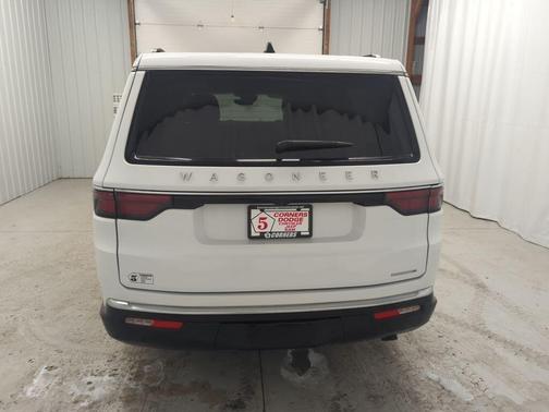 2024 Jeep Wagoneer L Series II 4x4