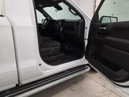 Summit White 2025 Chevrolet Silverado 1500 WT