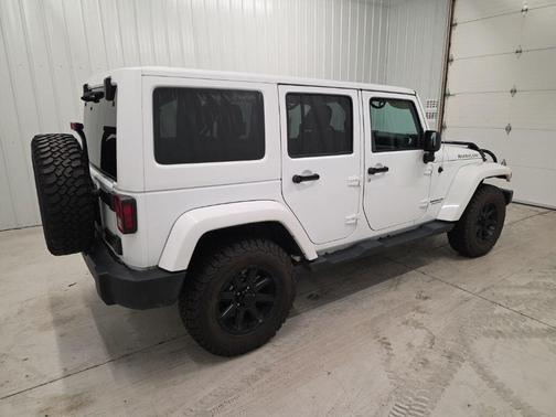 Bright White Clearcoat 2016 Jeep Wrangler Unlimited Rubicon