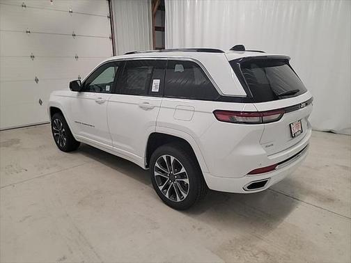 2025 Jeep Grand Cherokee Overland