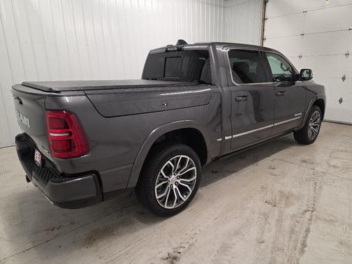 Granite Crystal Metallic Clearcoat 2026 RAM 1500 ST