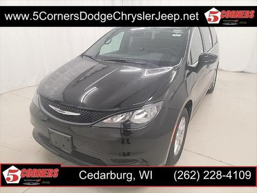 2025 Chrysler Voyager LX