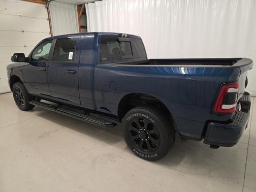 2022 RAM 2500 Big Horn Mega Cab 4x4 6'4'' Box
