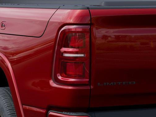 Molten Red Pearlcoat 2026 RAM 1500 Limited