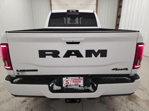 2026 RAM 3500 Laramie Crew Cab 4x4 6'4' Box