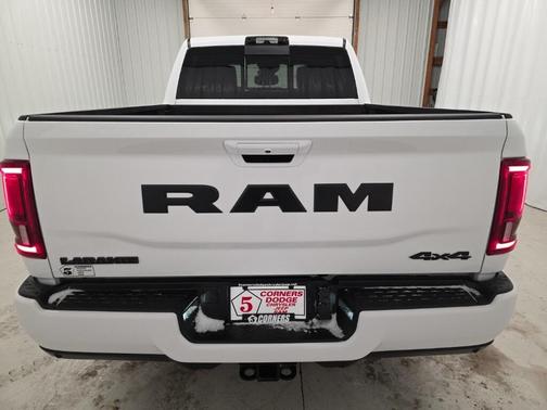 2026 RAM 3500 Laramie Crew Cab 4x4 6'4' Box