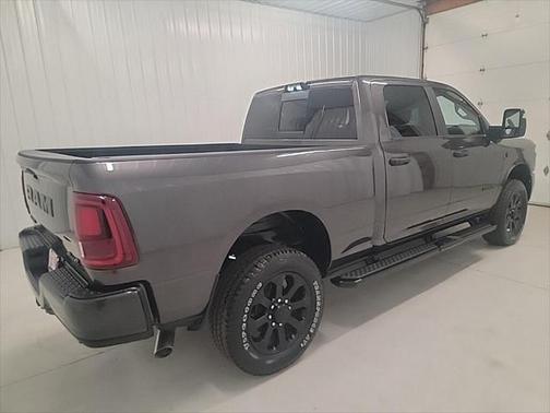2025 RAM 2500 Big Horn Crew Cab 4x4 6'4' Box