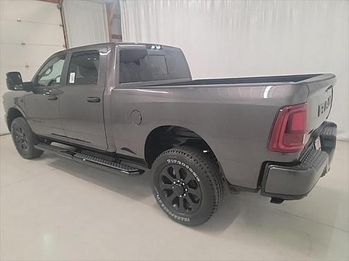 2025 RAM 2500 Big Horn Crew Cab 4x4 6'4' Box