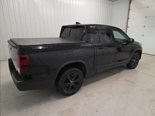 2017 Honda Ridgeline Black