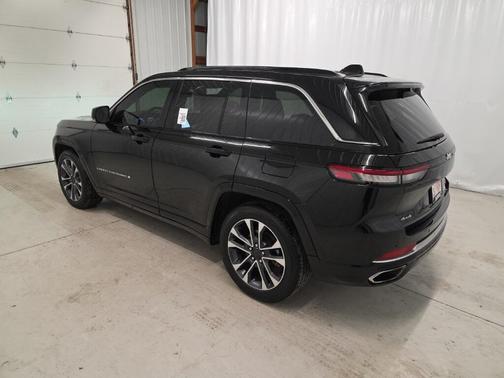 2024 Jeep Grand Cherokee Overland
