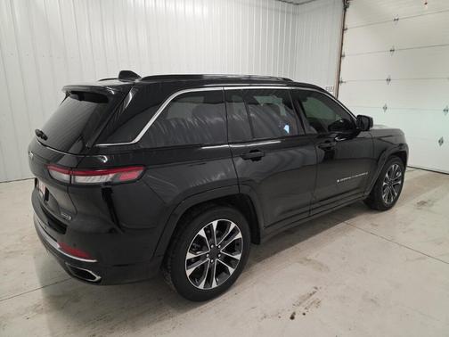 2024 Jeep Grand Cherokee Overland