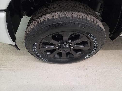 2026 RAM 3500 Laramie Crew Cab 4x4 8' Box