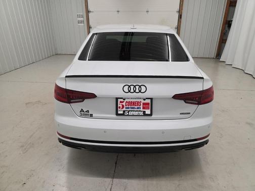 2019 Audi A4 2.0T Prestige