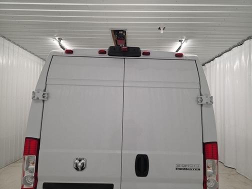 Bright White Clearcoat 2026 RAM ProMaster 3500 High Roof