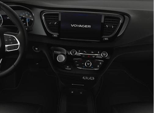 2025 Chrysler Voyager LX