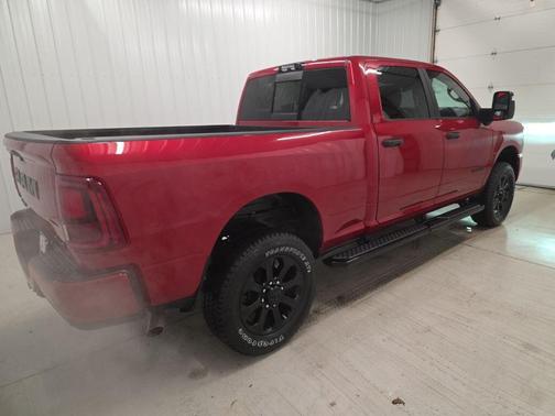 2026 RAM 2500 Big Horn Crew Cab 4x4 6'4' Box