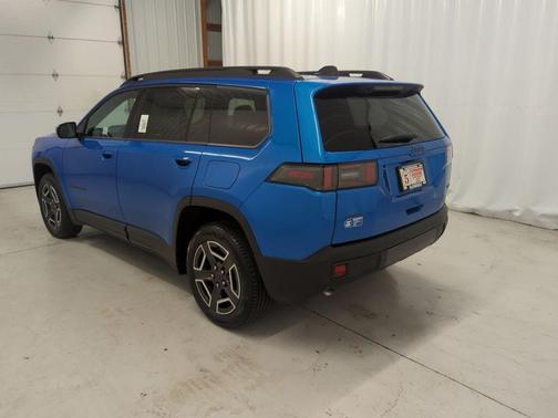 Hydro Blue Pearlcoat 2026 Jeep Cherokee Limited