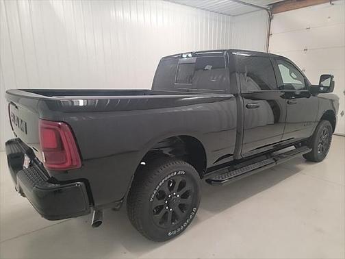 2025 RAM 2500 Big Horn Crew Cab 4x4 6'4' Box