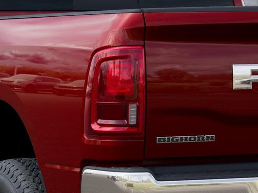Molten Red Pearlcoat 2026 RAM 3500 Big Horn Crew Cab 4x4 6'4' Box