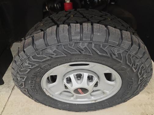 2022 GMC Sierra 2500 Pro