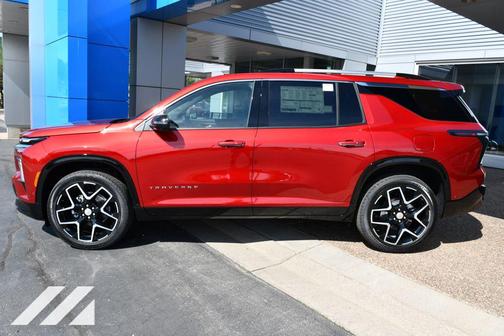 Radiant Red Tintcoat 2026 Chevrolet Traverse High Country