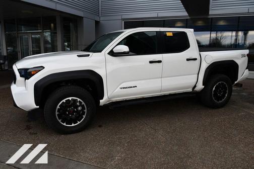 2025 Toyota Tacoma Hybrid TRD Off Road