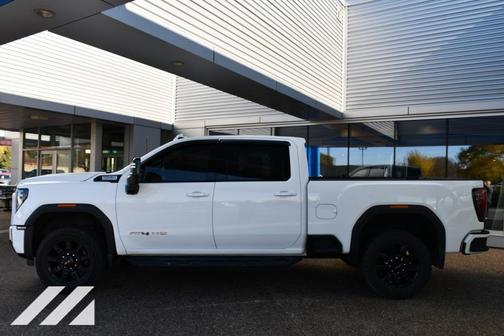 2024 GMC Sierra 2500 AT4