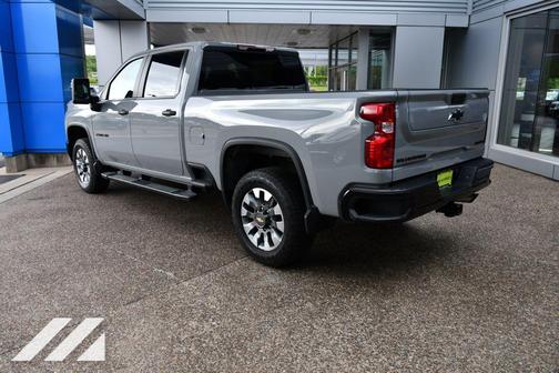 Cherry Red Tintcoat 2022 Chevrolet Suburban 4WD Z71