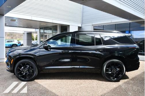 2025 Chevrolet Traverse RS